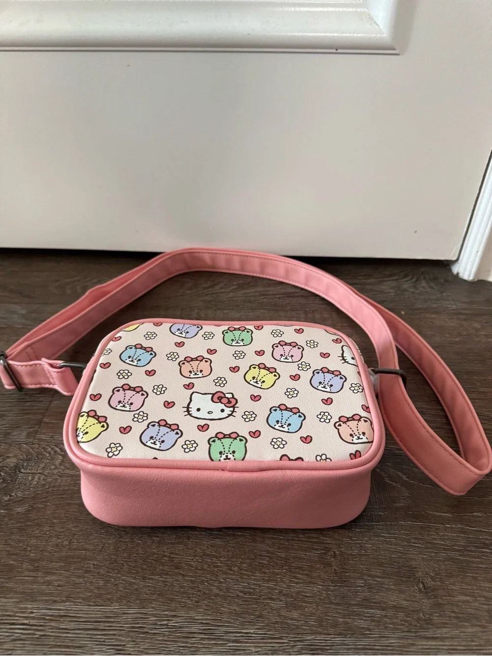 Sanrio Hello Kitty Multicolor Character Crossbody Bag in Pink